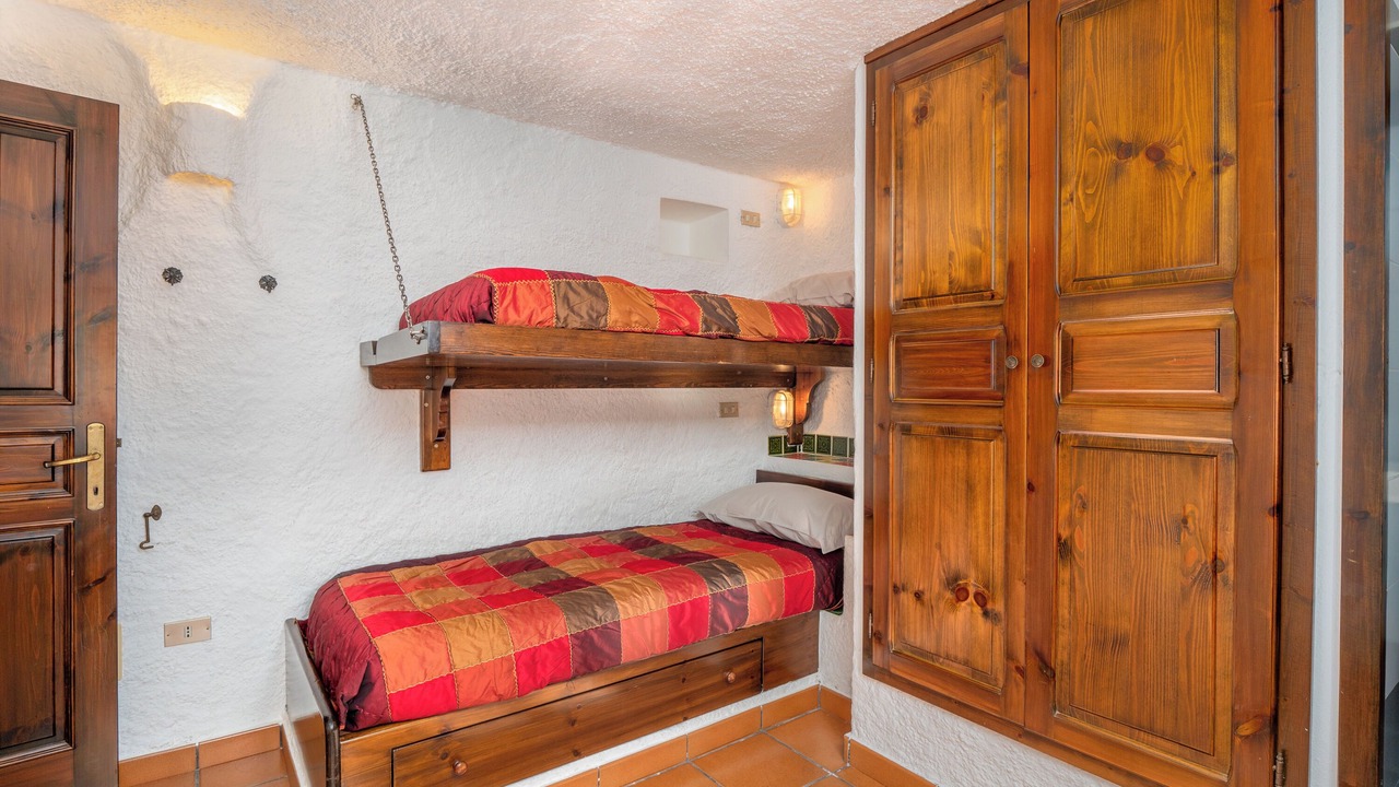 Photo of Bedroom in Tiriddo