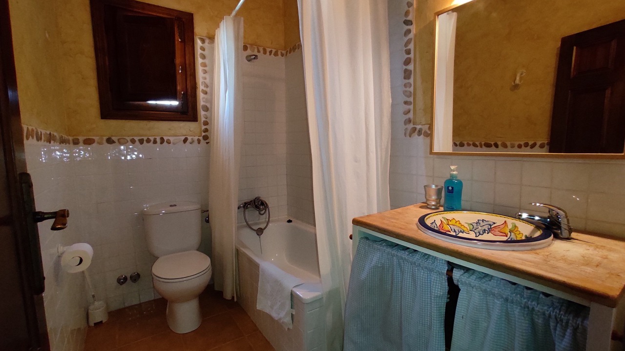 Photo of Bathroom in Huerta de Arriba