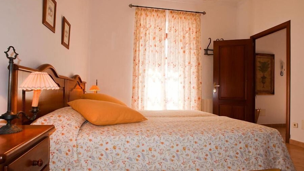 Photo of Bedroom in S Horta
