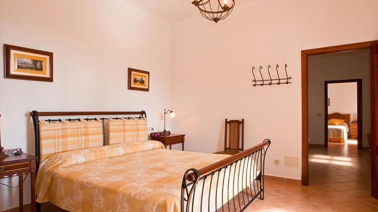 Photo of Bedroom in S Horta