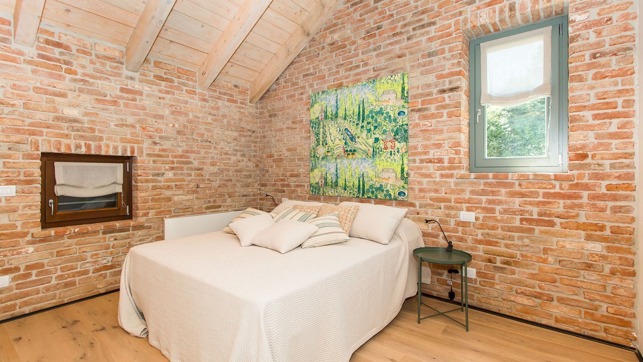 Photo of Bedroom in Costigliole d'Asti
