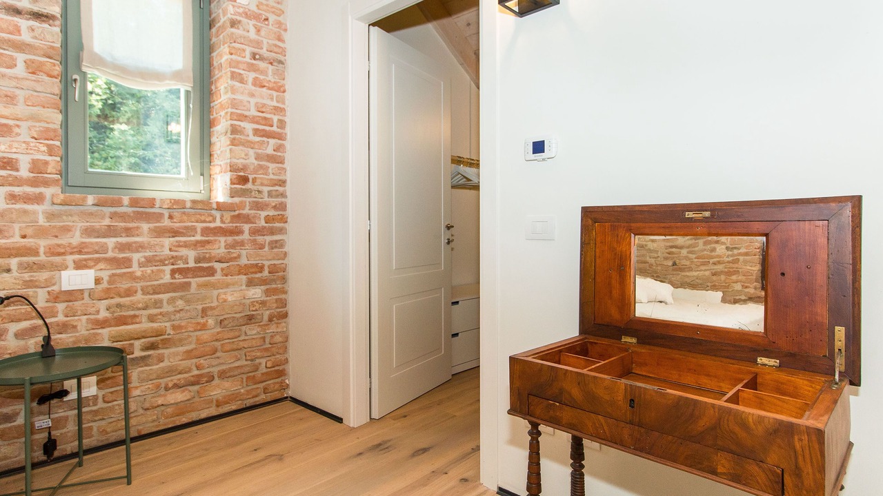 Photo of Bedroom in Costigliole d'Asti