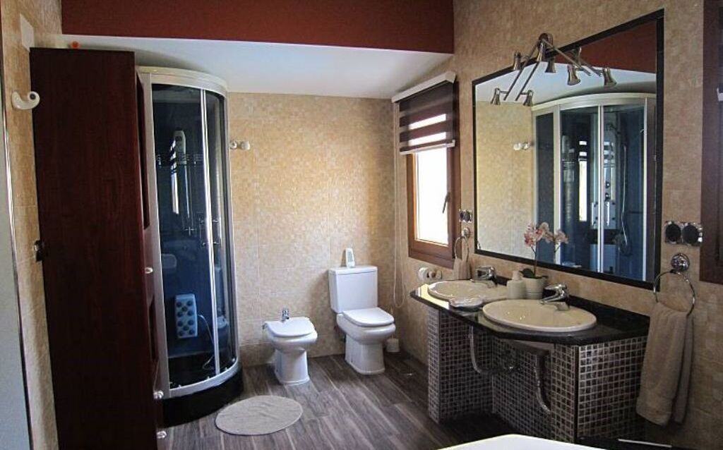 Photo of Bathroom in Playa Honda