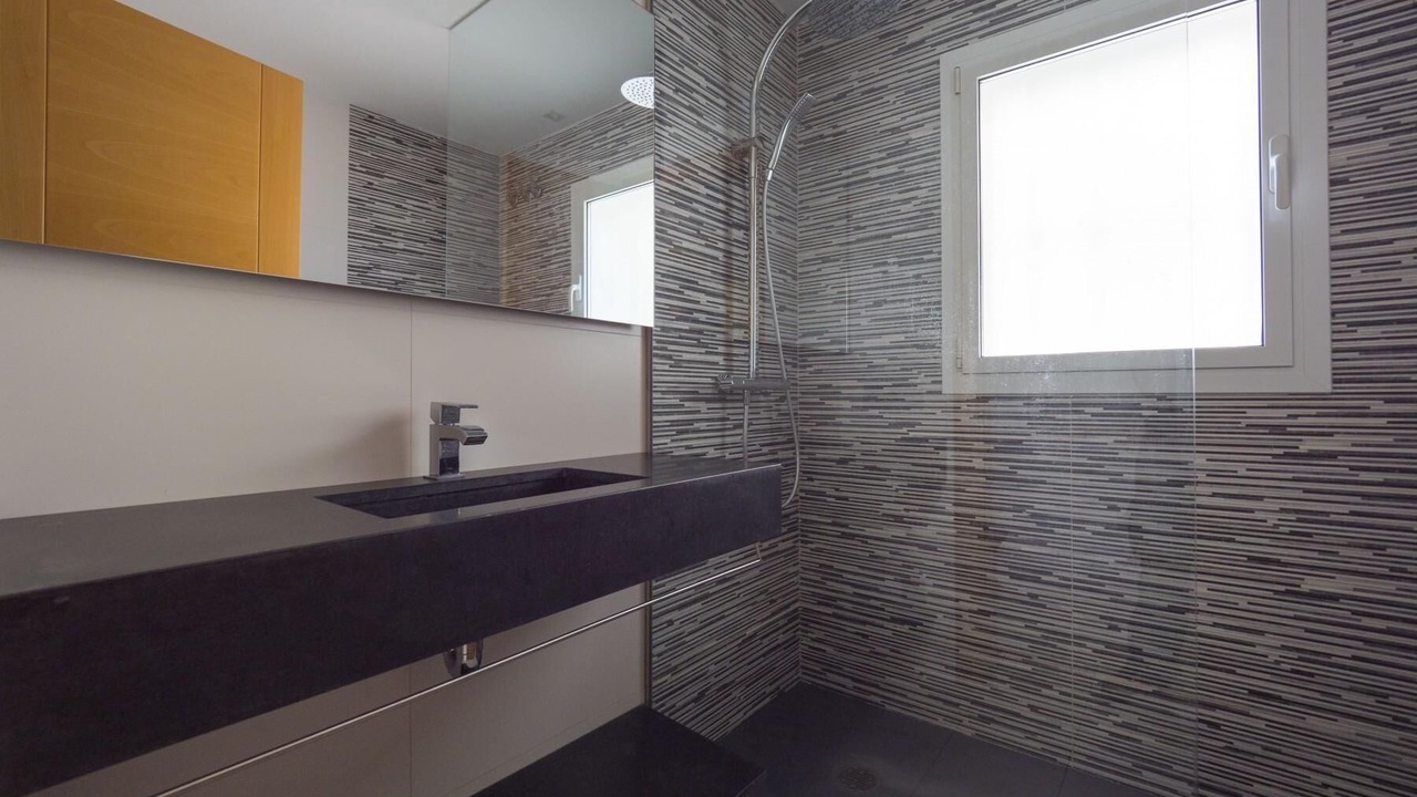 Photo of Bathroom in Roses Town Center