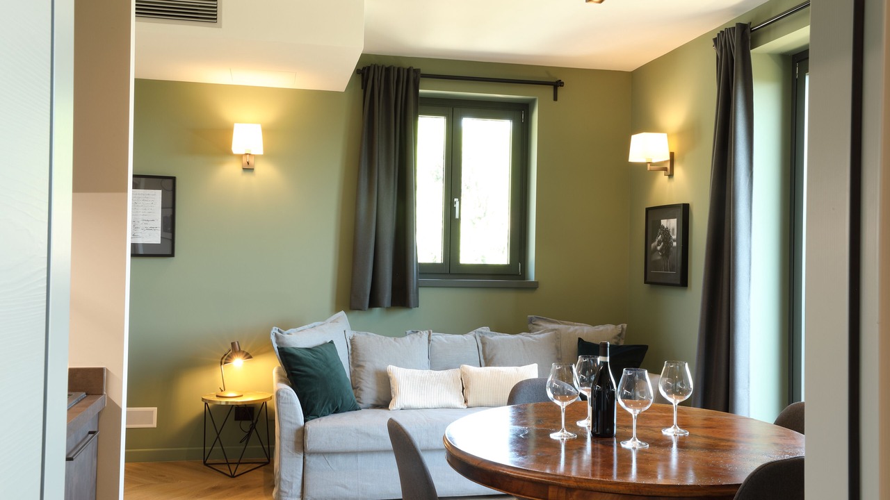 Photo of Others in Barolo