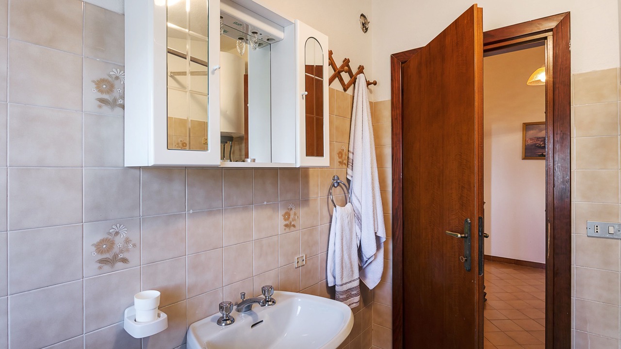 Photo of Bathroom in Tiriddo