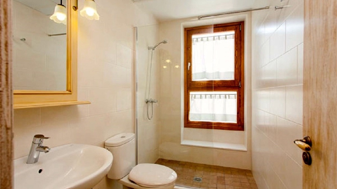 Photo of Bathroom in Pals