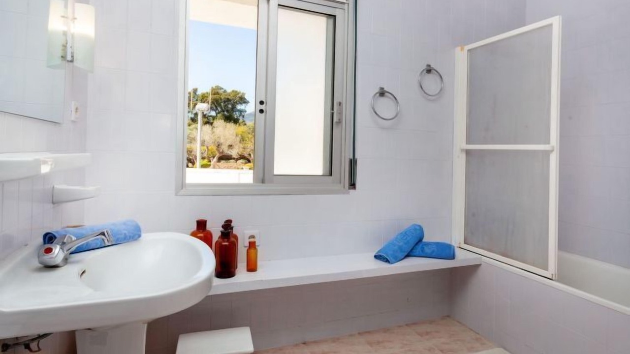 Photo of Bathroom in Llanca