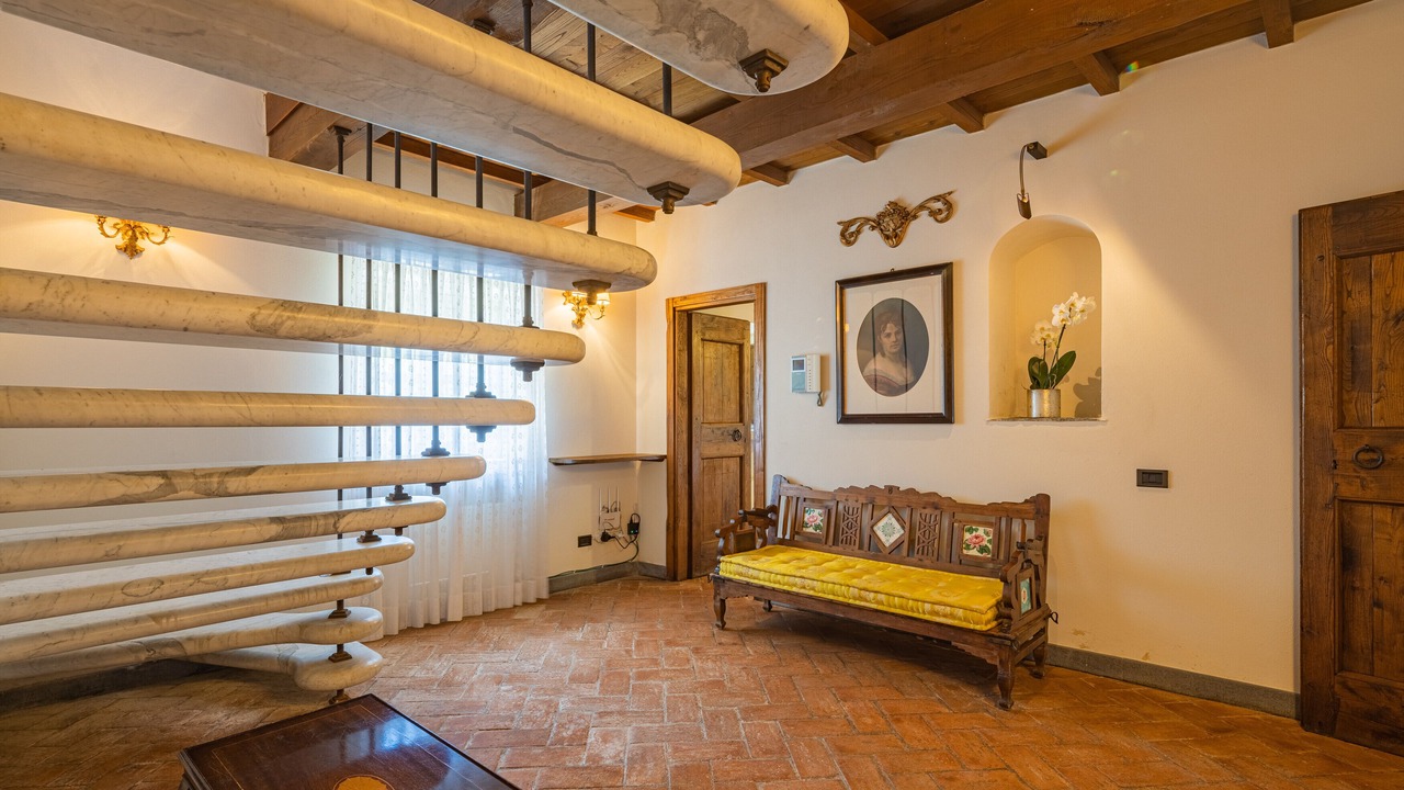 Photo of Others in Carrara