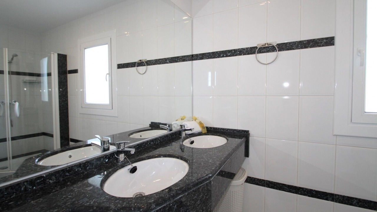Photo of Bathroom in Miami Platja