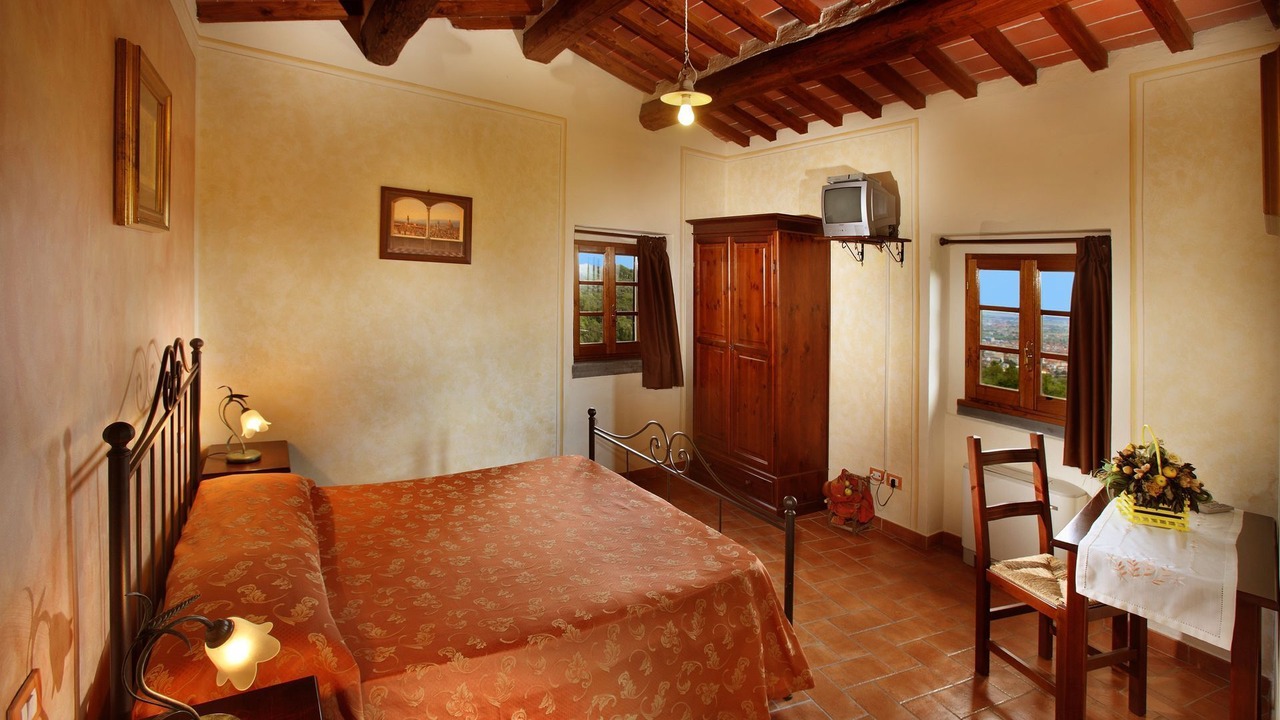 Photo of Others in Margine Coperta-Traversagna