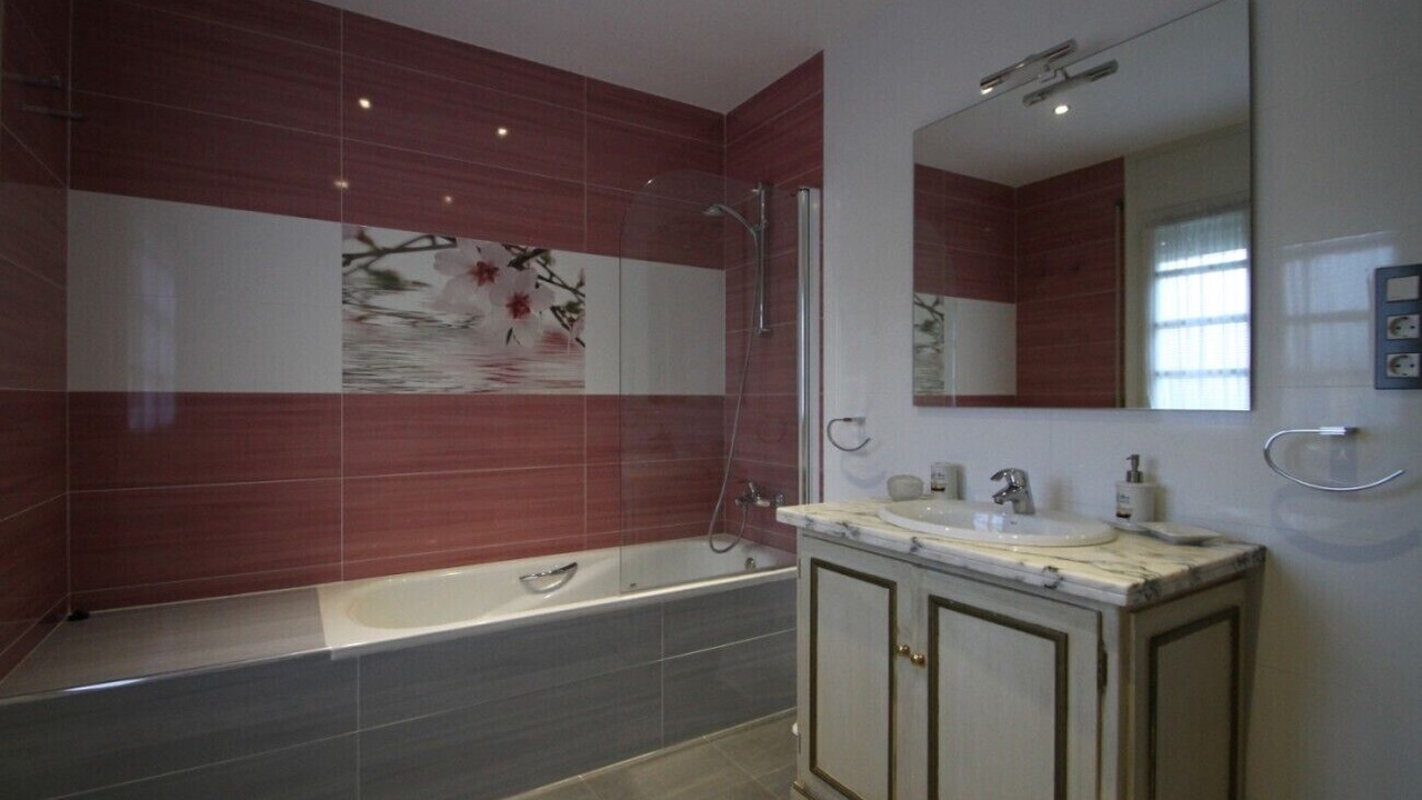 Photo of Bathroom in Miami Platja