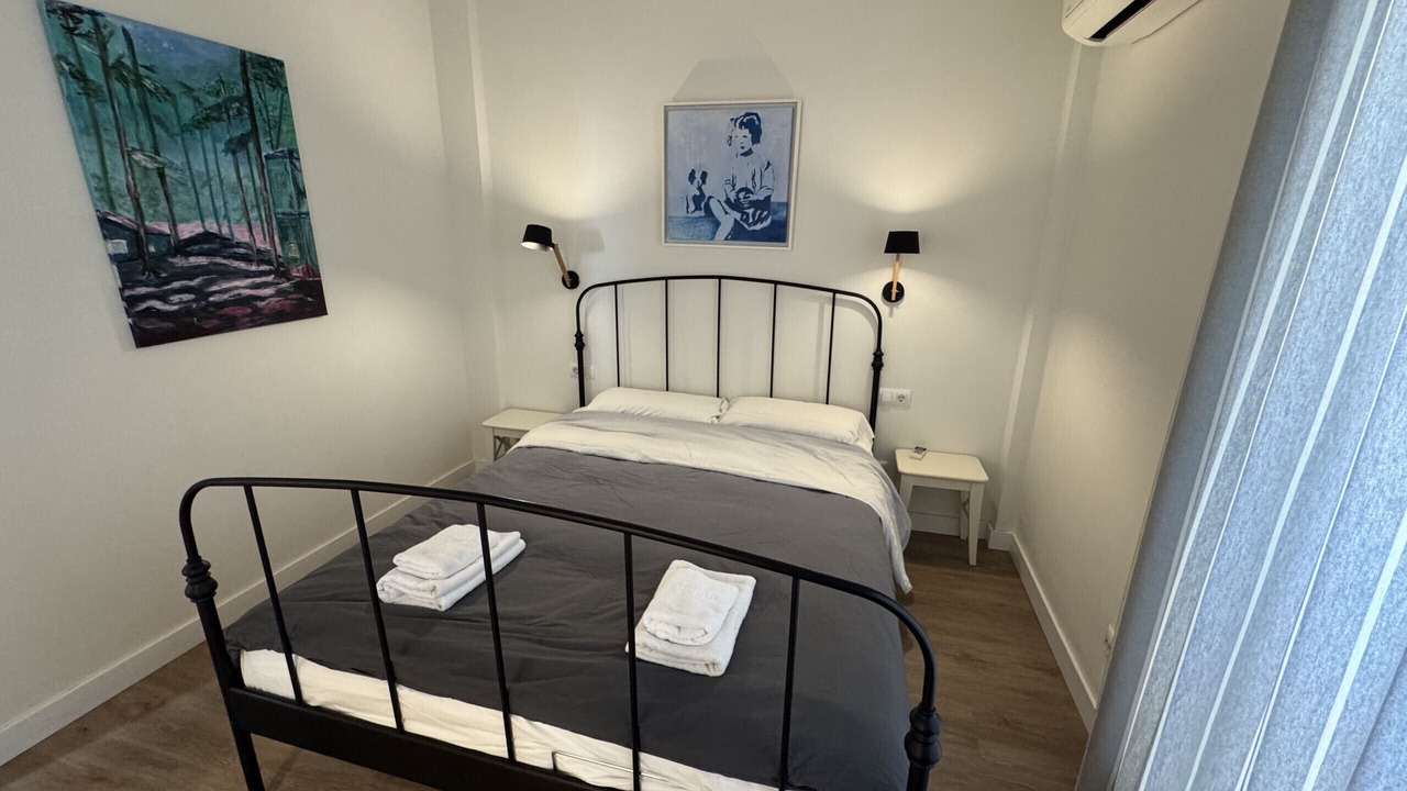 Photo of Bedroom in Pals
