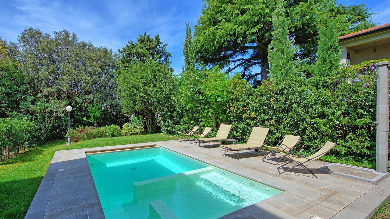 Photo of Outdoor in Camucia