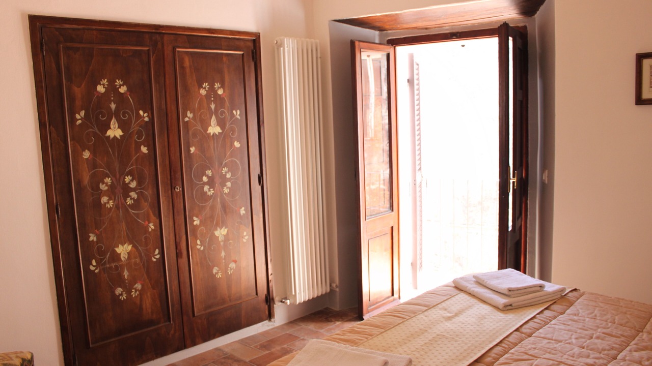 Photo of Bedroom in Todi