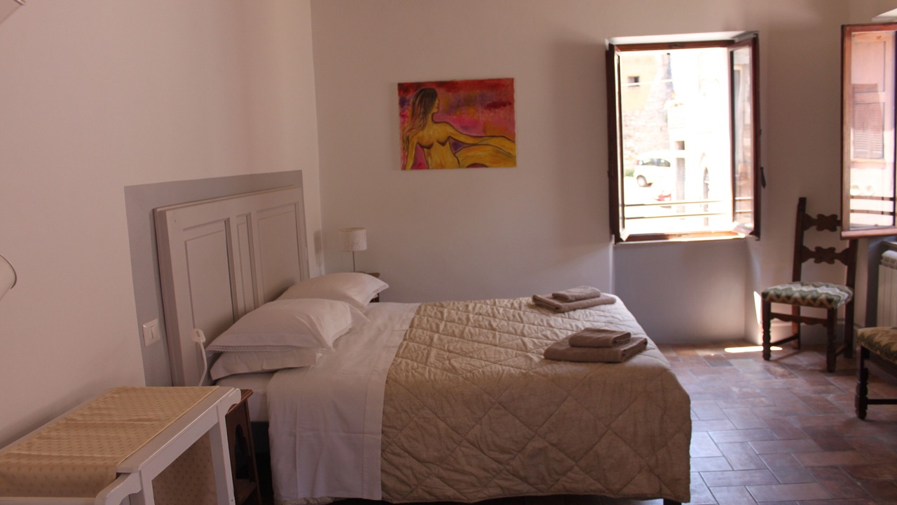 Photo of Bedroom in Todi