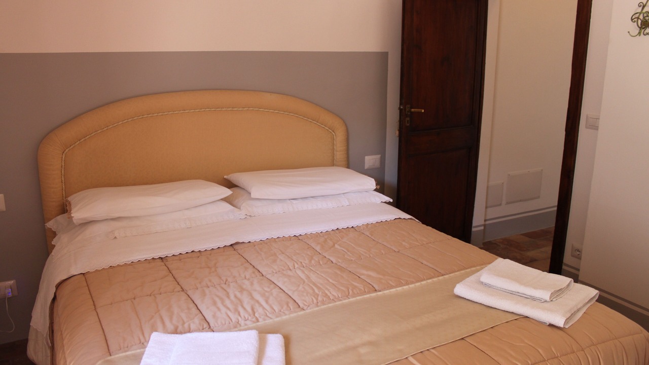 Photo of Bedroom in Todi