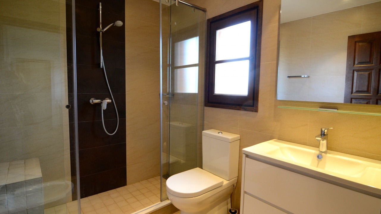 Photo of Bathroom in Pals