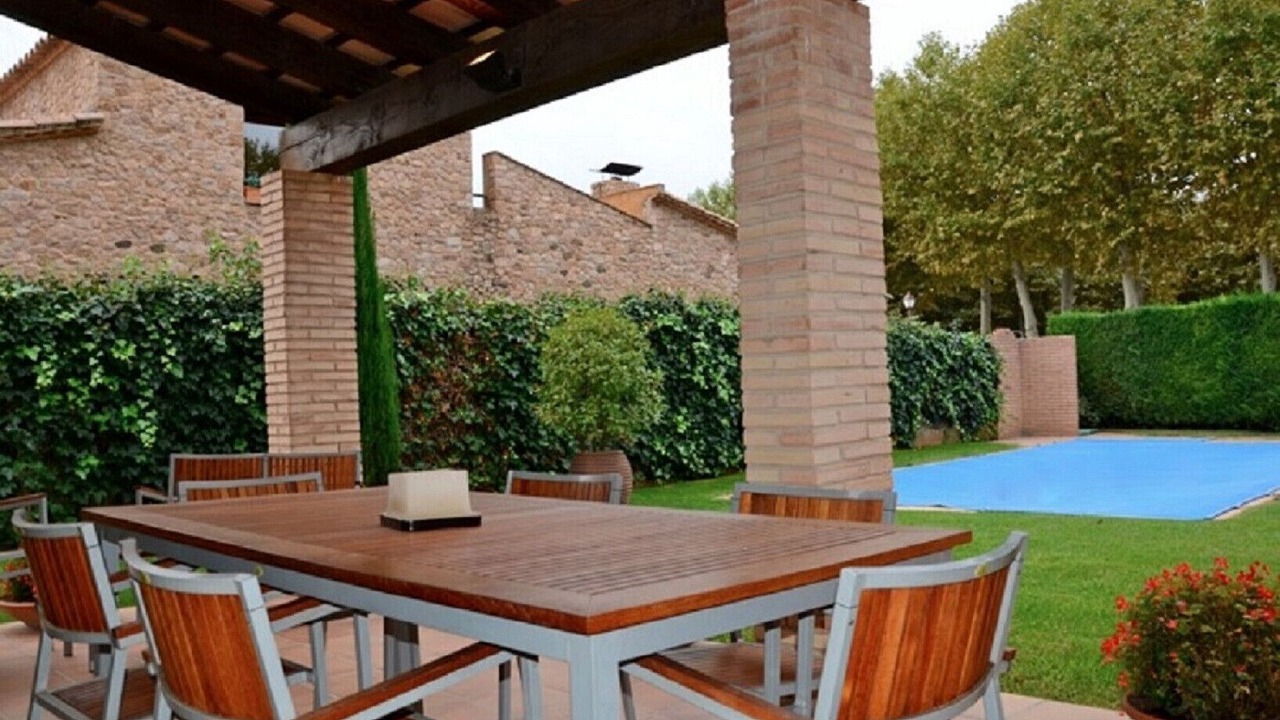 Photo of Outdoor in Peratallada