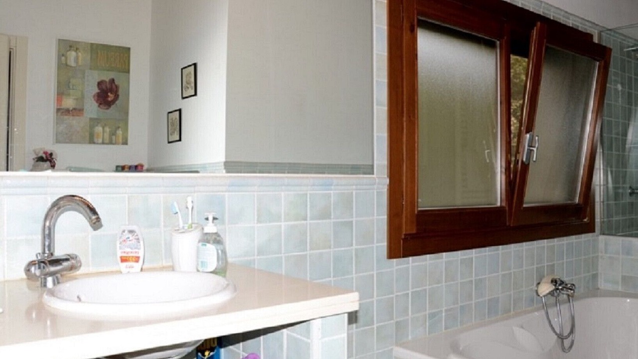 Photo of Bathroom in Peratallada