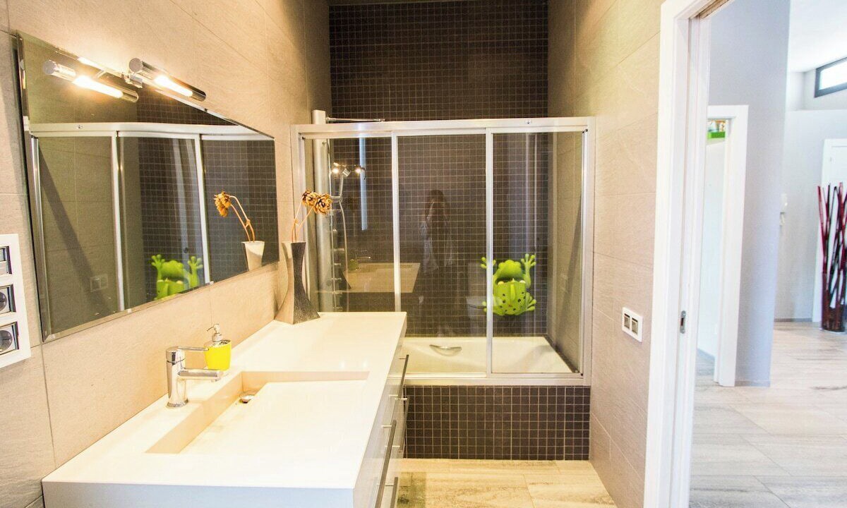 Photo of Bathroom in Sils