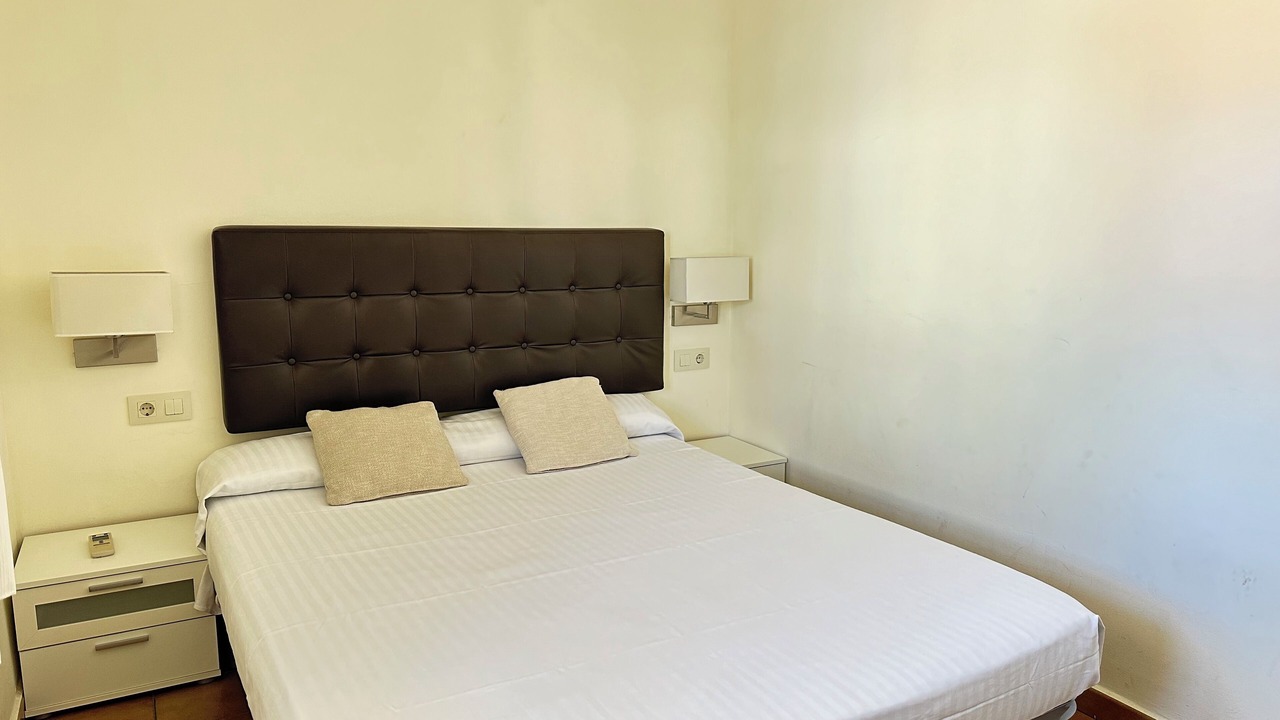 Photo of Bedroom in Roses Town Center