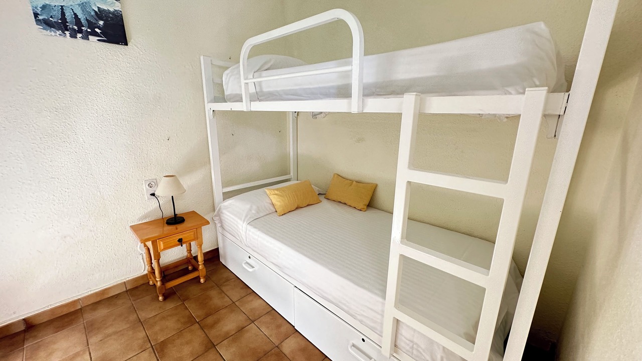 Photo of Bedroom in Roses Town Center