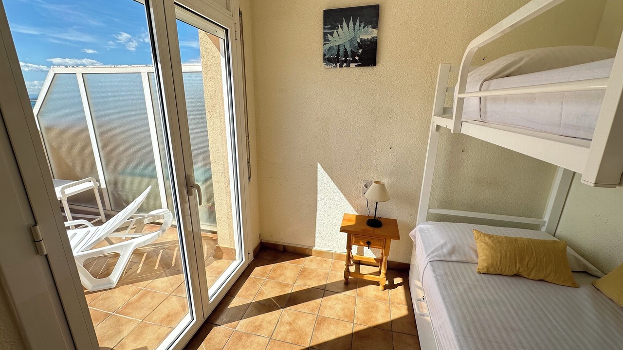 Photo of Bedroom in Roses Town Center
