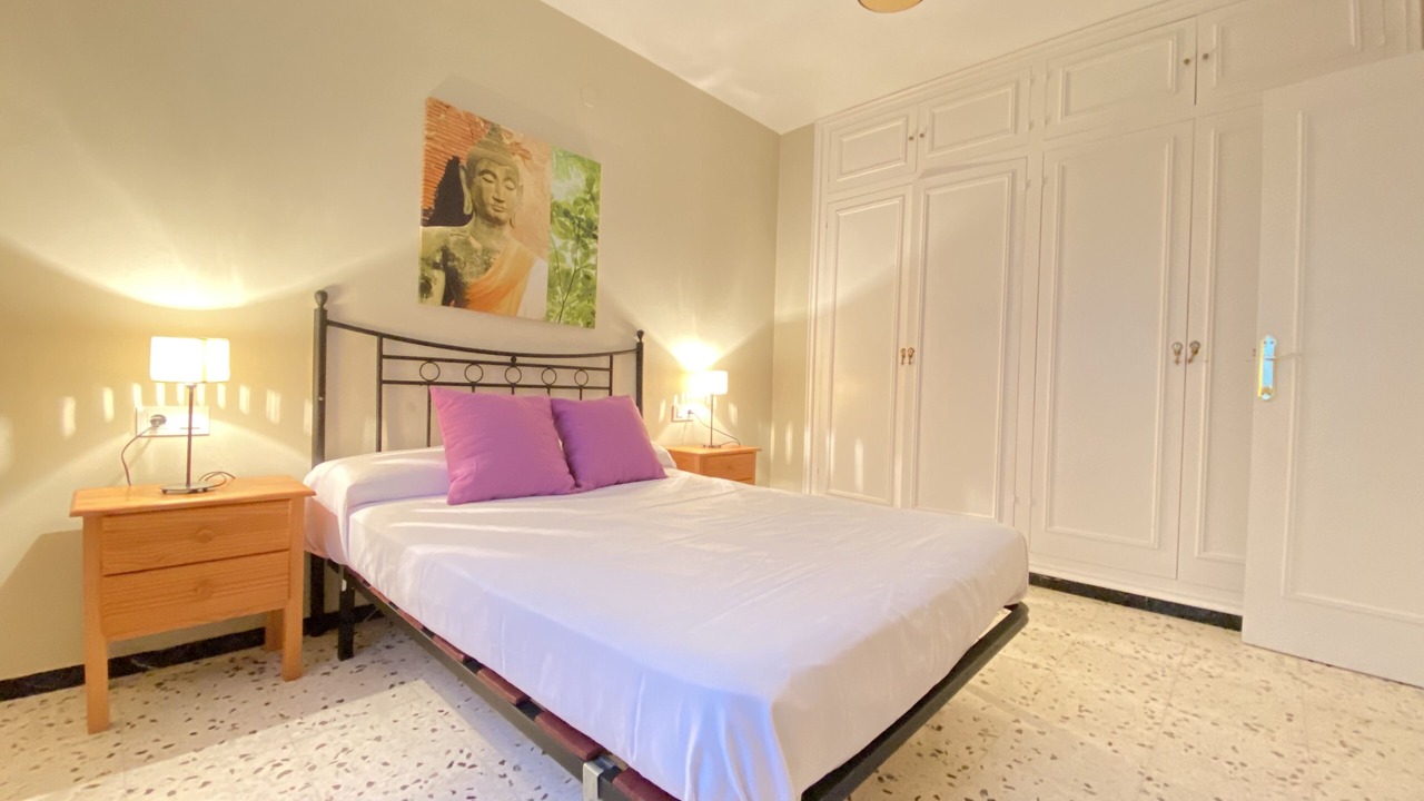 Photo of Bedroom in Roses Town Center