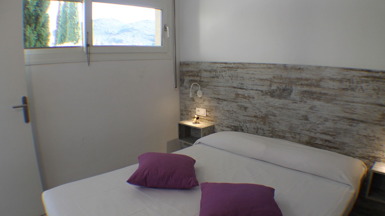Photo of Bedroom in Roses Town Center