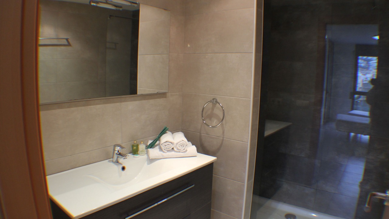 Photo of Bathroom in Roses Town Center