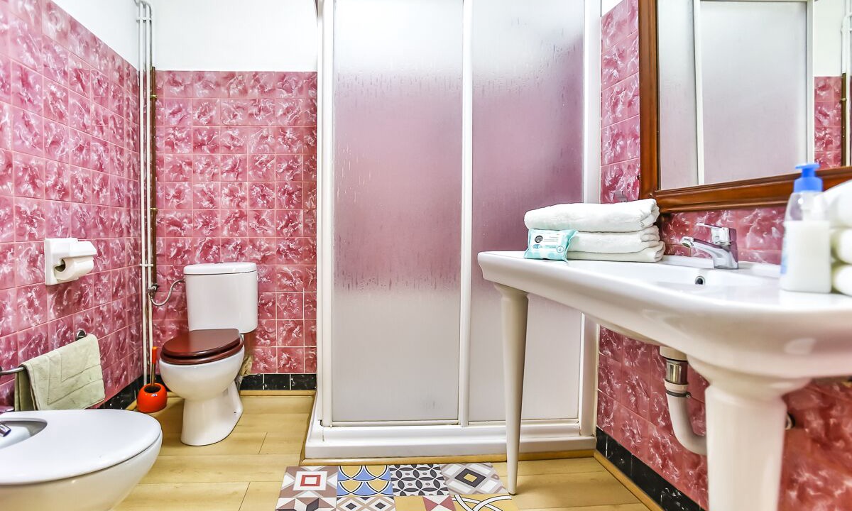 Photo of Bathroom in Arbos