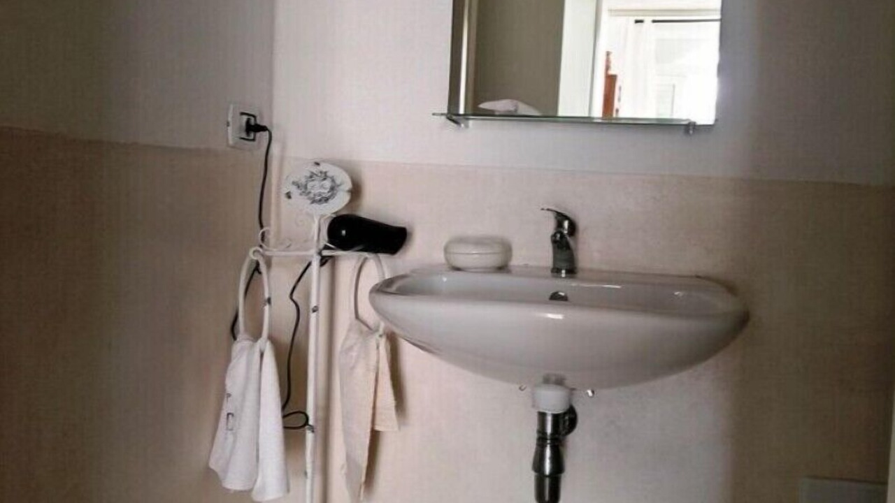 Photo of Bathroom in Cisternino