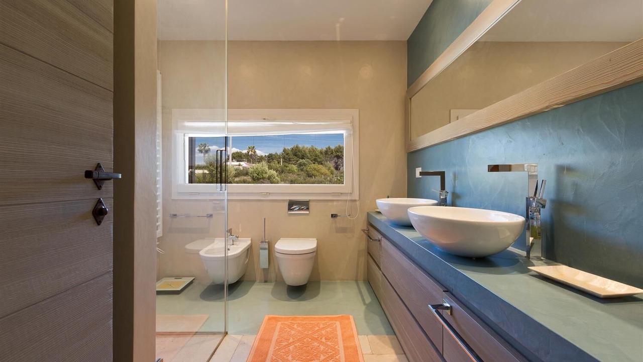 Photo of Bathroom in Avetrana