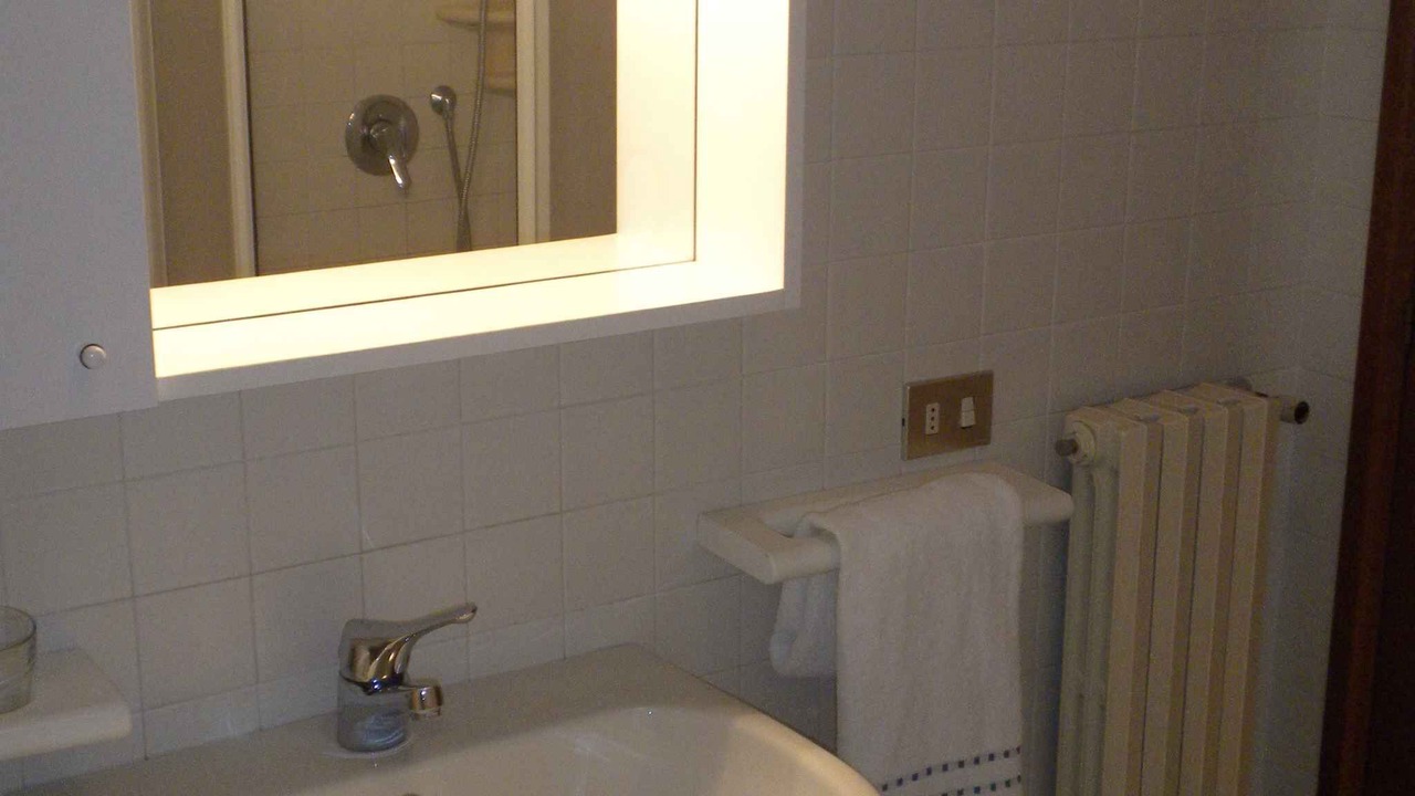 Photo of Bathroom in Montioni