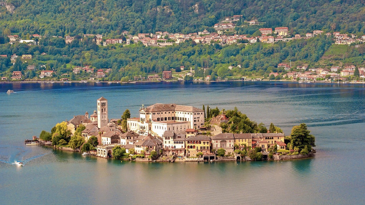 Photo of Others in Luino