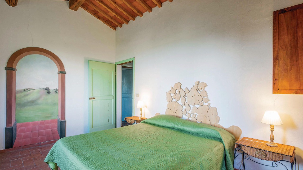 Photo of Others in Margine Coperta-Traversagna