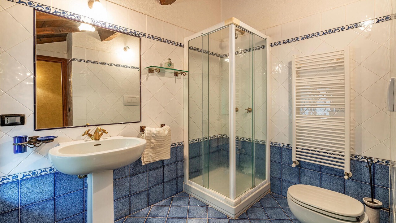 Photo of Bathroom in Vasia