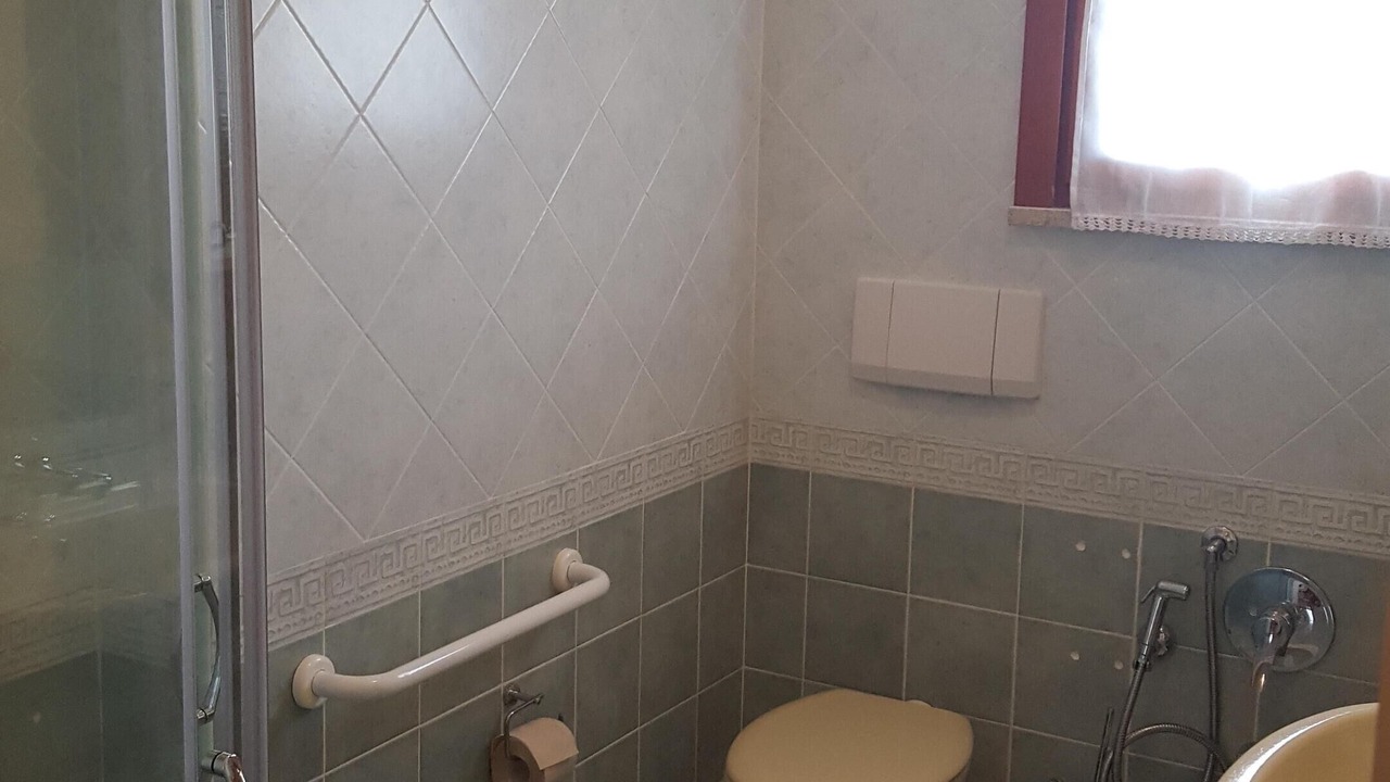 Photo of Bathroom in Anzio