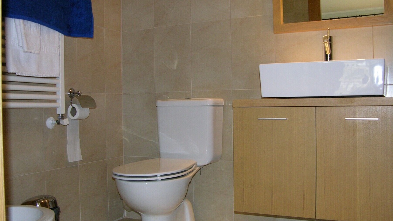Photo of Bathroom in Jeronimo y Avileses y Balsicas de Arriba