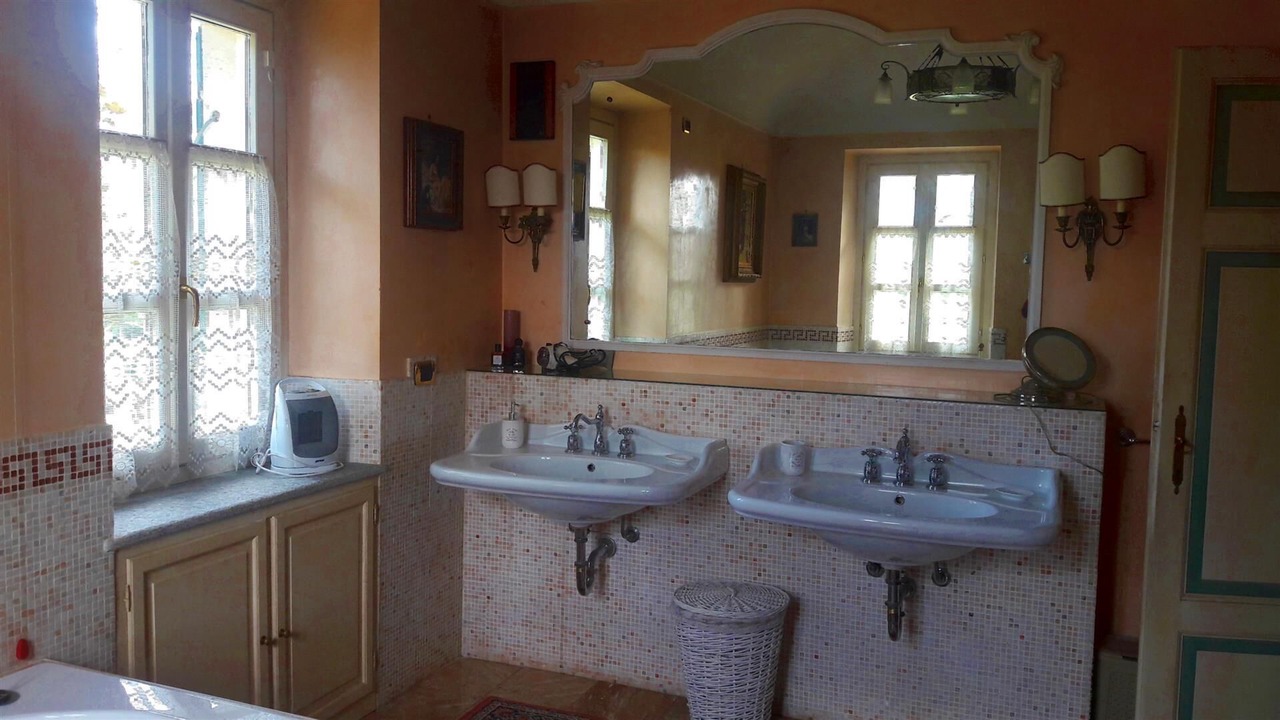 Photo of Bathroom in Piossasco