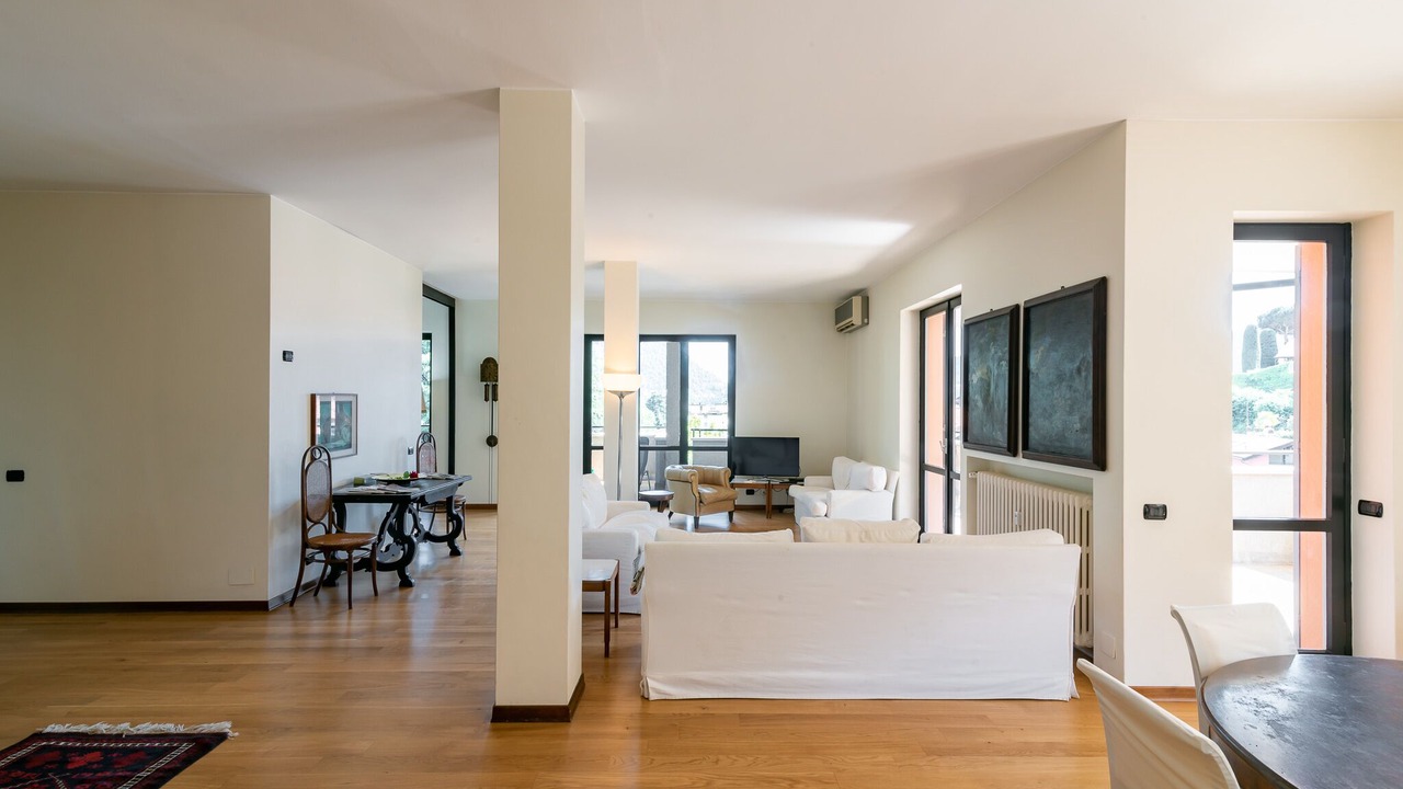 Photo of Livingroom in Cernobbio