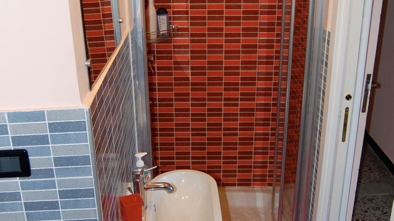 Photo of Bathroom in Noli