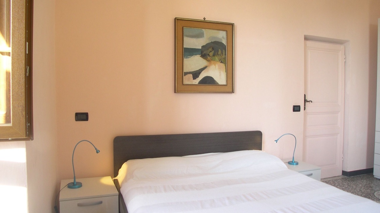 Photo of Bedroom in Noli