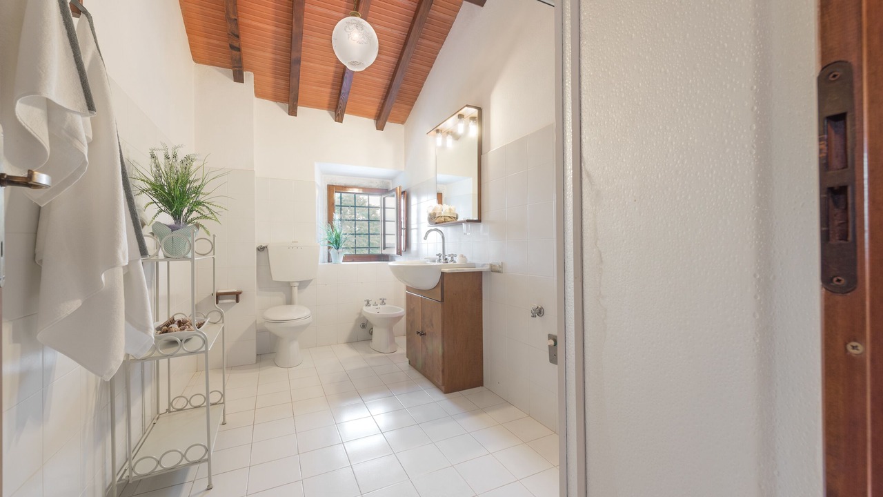 Photo of Bathroom in Londa