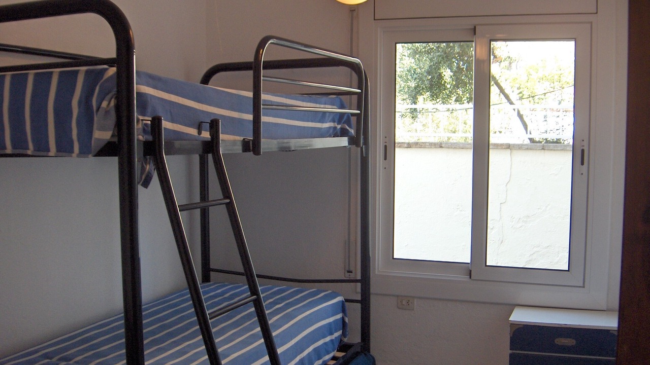 Photo of Bedroom in Roses Town Center