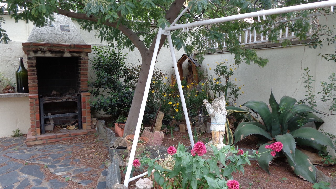 Photo of Outdoor in Roses Town Center
