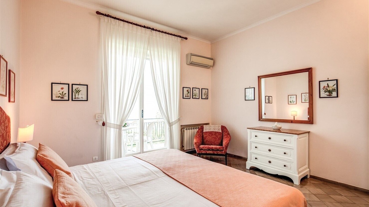 Photo of Bedroom in Sorrento City Centre