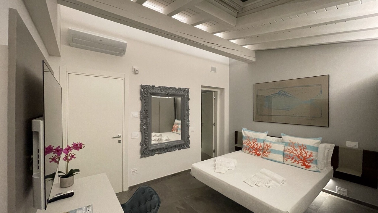 Photo of Bedroom in Gardone Riviera