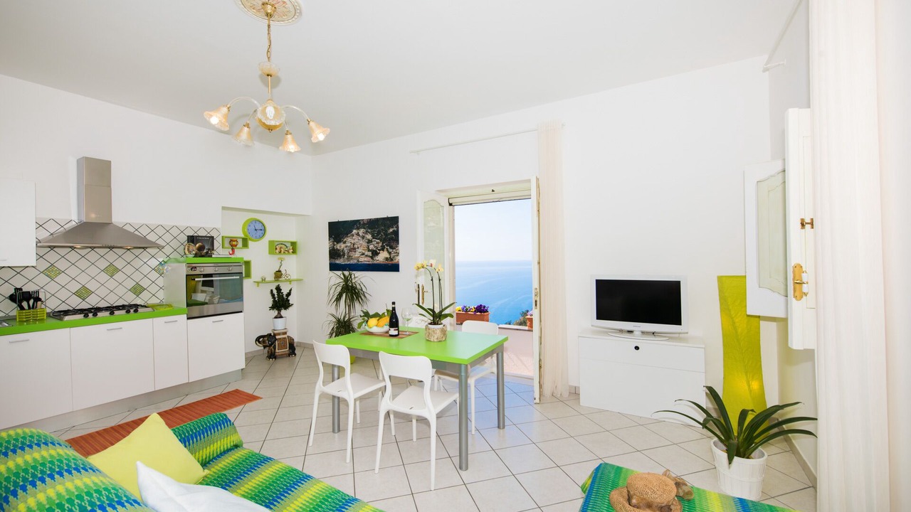 Photo of Livingroom in Montepertuso